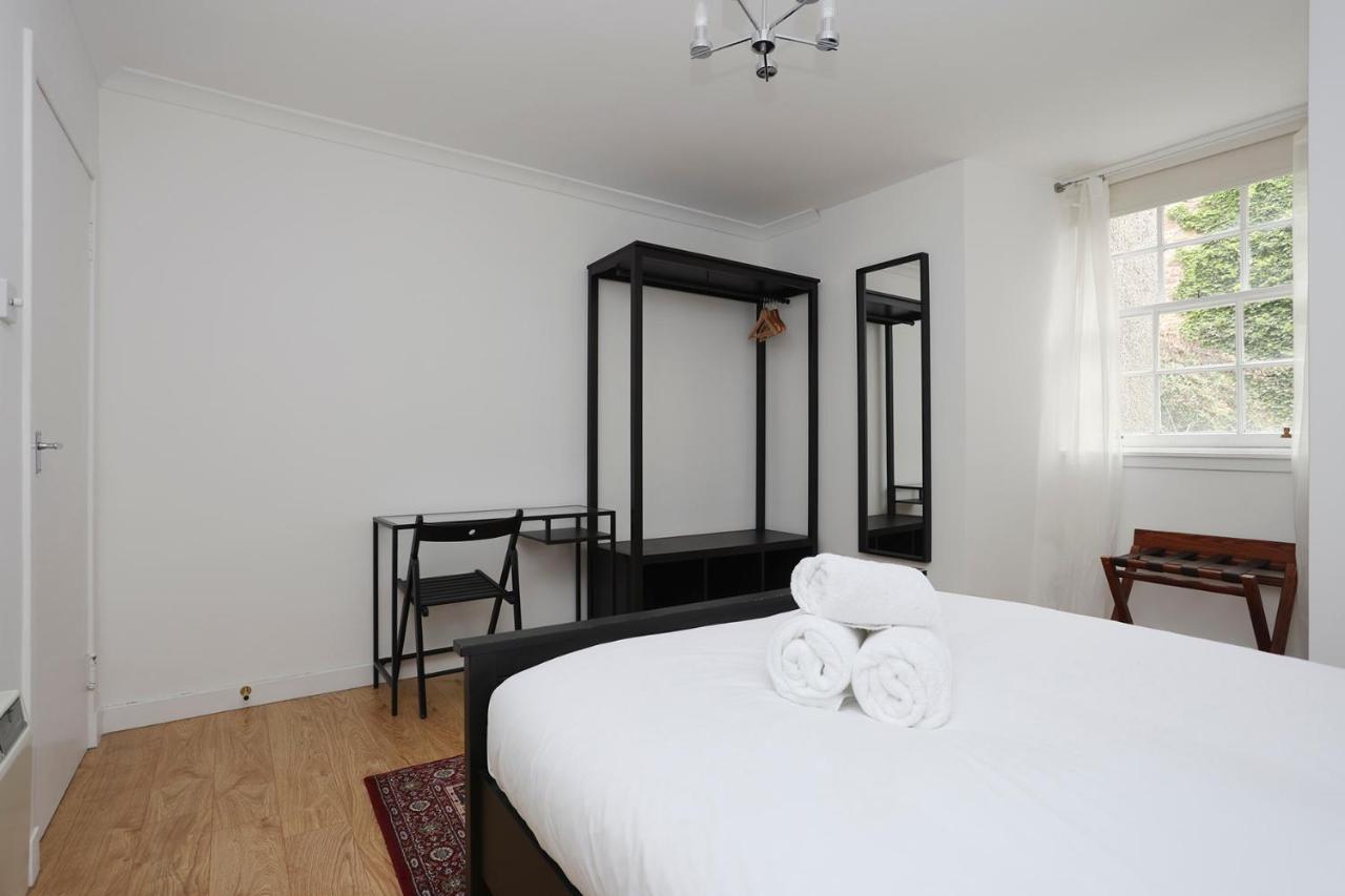 Joivy 1 Bed Flat, Heart Of Grassmarket Edinburgh Exterior photo